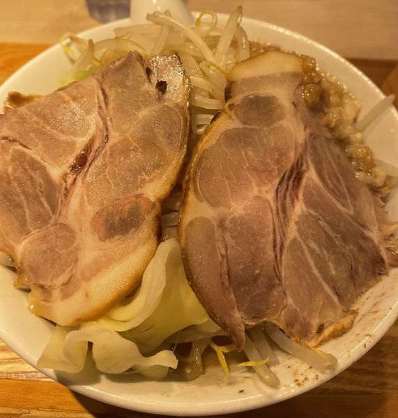 「豚煮干しそば」@江戸前煮干中華そば きみはん 梅田店の写真