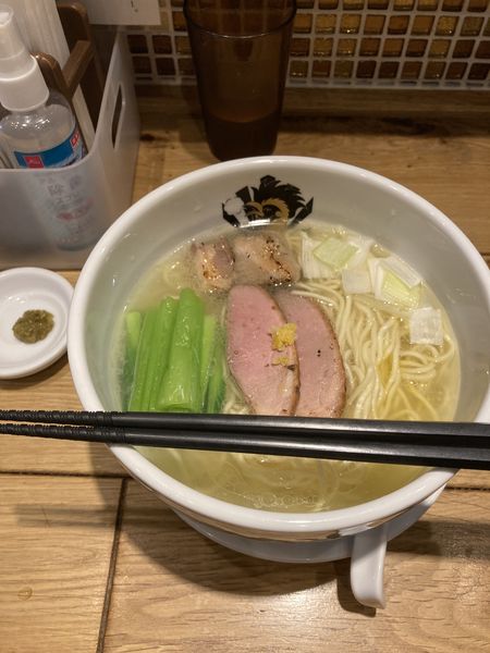 「鴨ラーメン塩」@満鶏軒 渋谷並木橋店の写真