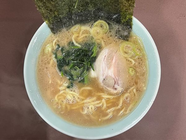 「らーめん並」@本牧家 本店の写真