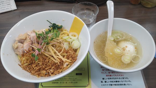 「温かい油そば 味玉サービス ポイントで無料」@塩生姜らー麺専門店MANNISHの写真