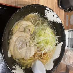 ネギ塩ラーメン