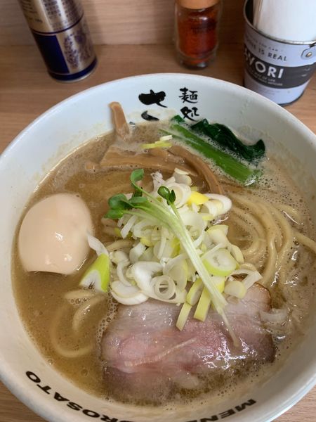 「豚骨らーめん」@麺処 さとうの写真