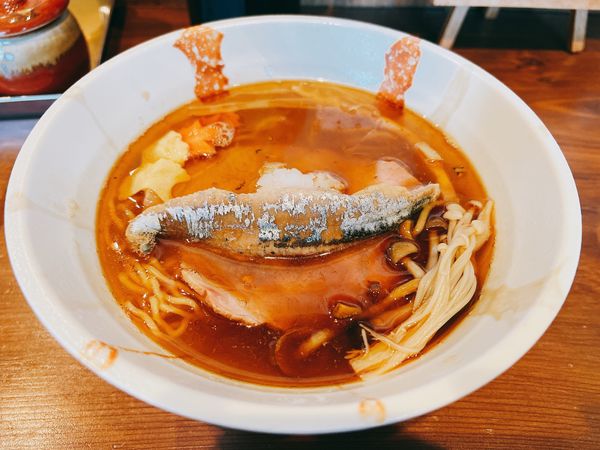 「秋刀魚ぶしおラーメン」@めん屋 とんぼの写真