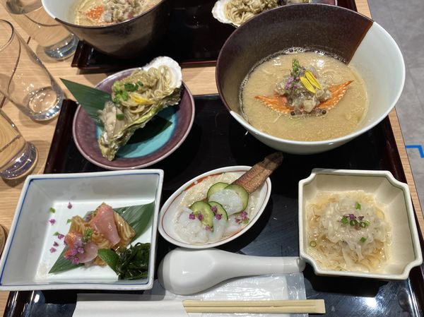 「[寿製麺 よしかわ] 海鮮麺御膳 うみのそば ¥2800」@ラーメンWalkerキッチンの写真