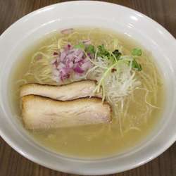 貝出汁塩そば　800円