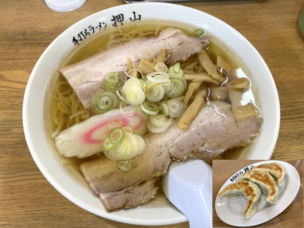 「ラーメン 680円＋餃子3個 270円」@佐野青竹手打ちラーメン 押山の写真