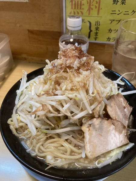 「ラーメン・麺大盛り（８８０円）」@ラーメン・つけ麺 笑福 梅田店の写真