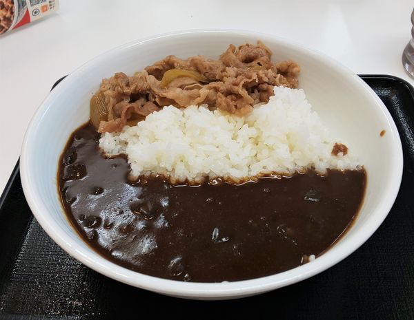 「牛カレー」@吉野家 朝霞台駅南口店の写真