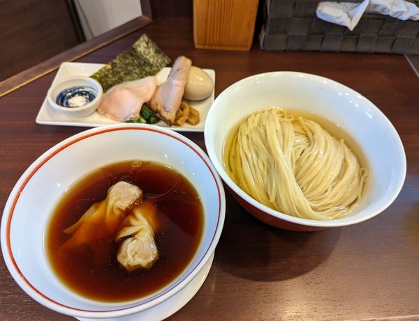 「つけ麺＋ワンタン」@とものもとの写真