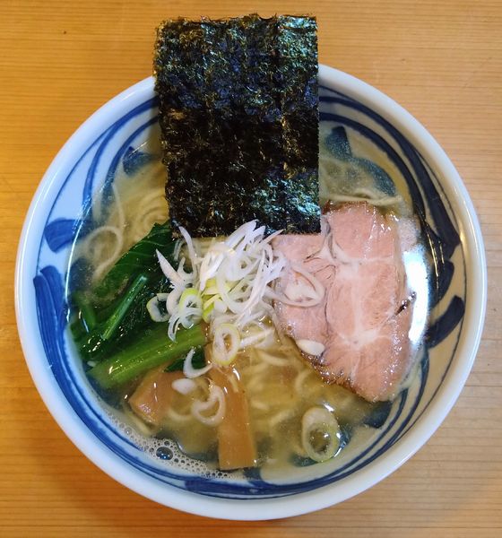 「塩らーめん＋水餃子」@らーめん たきたろうの写真