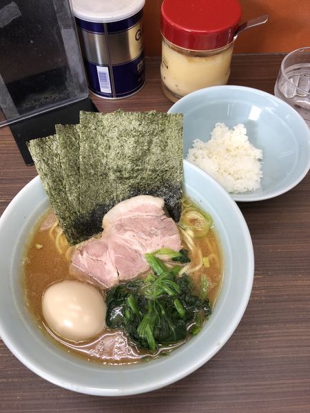 「ラーメン」@横浜家系らーめん 武蔵家 川口店の写真