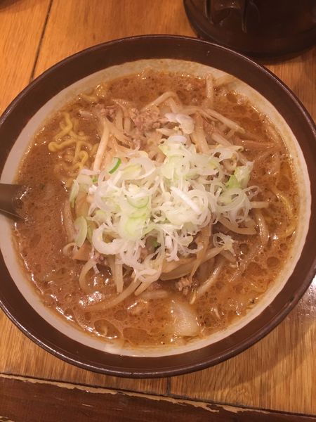 「札幌味噌ラーメン　880円」@横浜らーめん 吉田家の写真