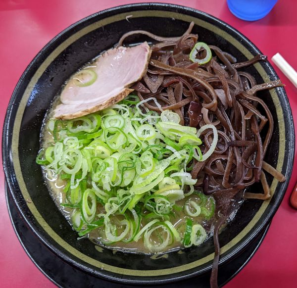 「塩ラーメン 800円」@家系ラーメン 王道家の写真