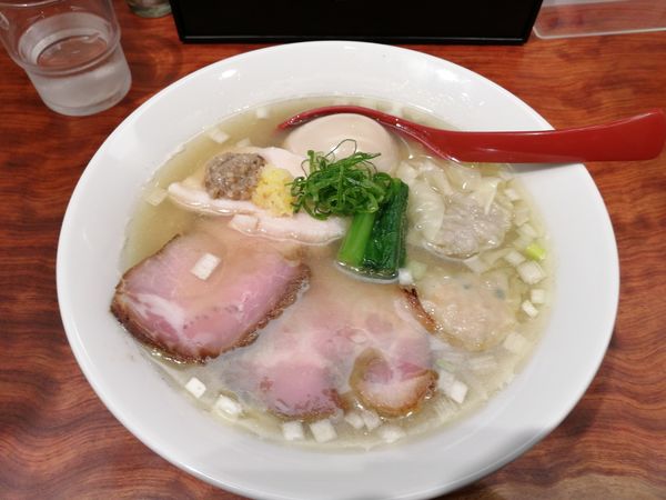 「特製塩そば　　1200円」@三馬路 東京店の写真