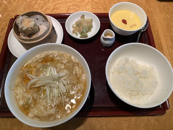 「白い酸辣湯麺セット 1780円」@中華料理 彩鳳の写真