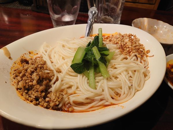 「汁なし担々麺」@中国家庭料理 楊 池袋店の写真