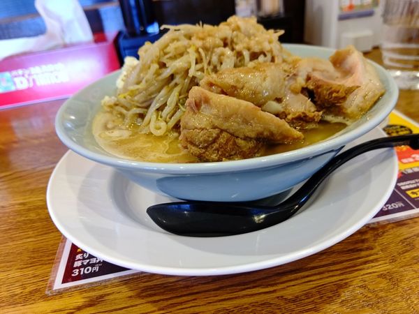 「ラーメン(並盛・250g・全部普通)920円→500円」@博多十一番街の写真