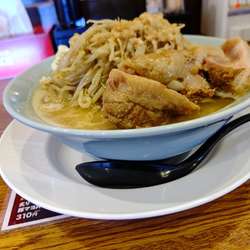 ラーメン(並盛・250g・全部普通)920円→500円