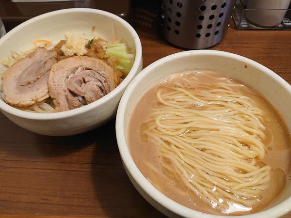 「らーめん+ブタベジ野菜大盛」@麺処 一笑の写真