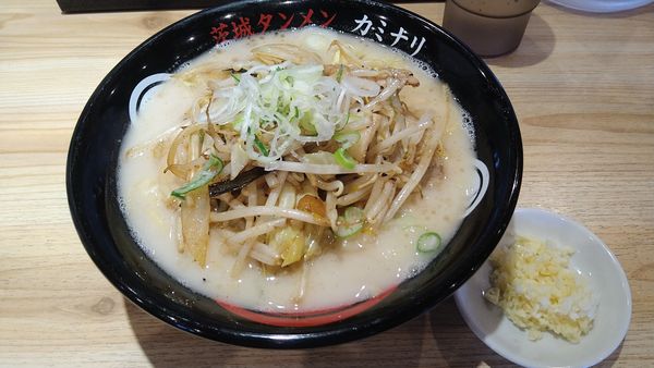 「濃厚タンメン¥860+刻みニンニク¥60-」@茨城タンメン カミナリ  古河店の写真