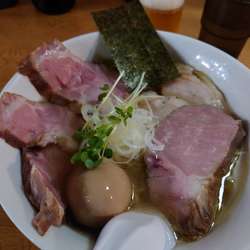 半熟卵香味そば（醤油）