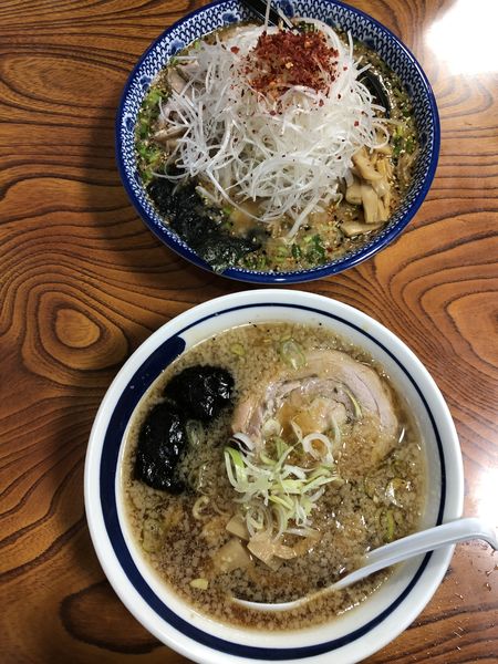 「背脂醤油ラーメン」@麺屋みやぎの写真