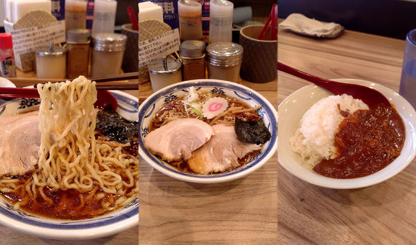 「限定『釧路ラーメン+ハヤシライス(¥900+300)』」@くじら食堂 nonowa東小金井店の写真