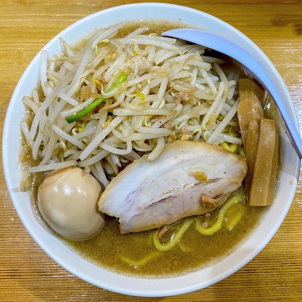 「味玉味噌ラーメン ¥990 麺大盛 ¥100」@味噌麺処 花道庵 北参道店の写真