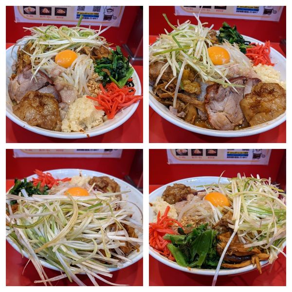 「辛いまぜそば(3辛)＋味ネギ＋ほうれん草＋鶏ほぐし2＋トロ豚」@麺屋 桐龍の写真