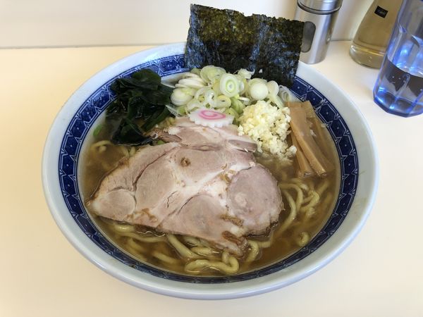 「とんこつラーメン （麺少な目）900円」@自家製麺 二丁目ラーメンの写真