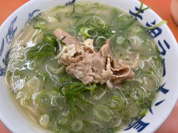「ラーメン、カタ、ネギ」@元祖ラーメン長浜家の写真