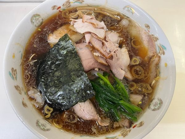 「青島チャーシュー大盛、自家製チャーシュー50円増し、固め」@青島食堂 秋葉原店の写真