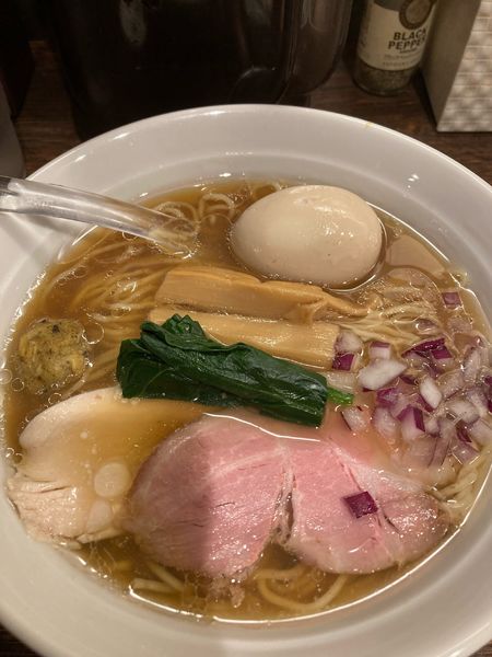 「貝出汁　醤油そば」@貝出汁 中華そば 竹祥の写真