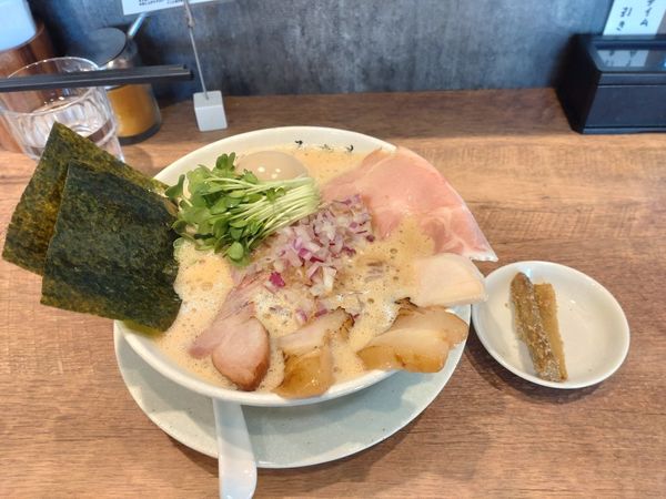 「特製鶏白湯そば醤油　大盛」@鶏そば みなもの写真