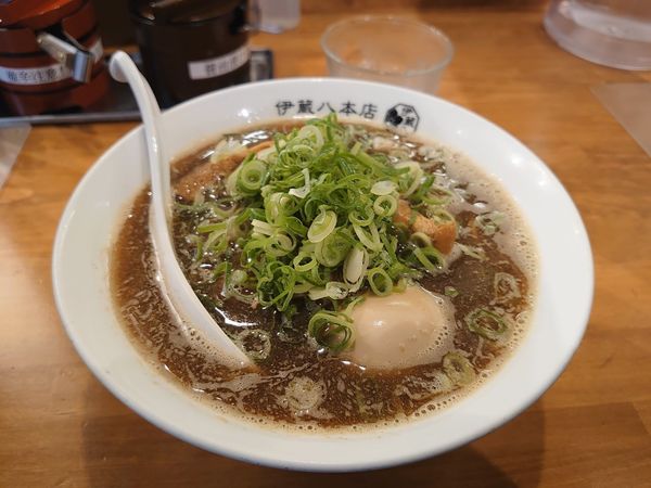 「特製中華そば」@中華そば つけそば 伊蔵八 本店の写真