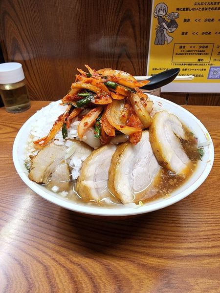 「小ラーメン豚入り  タマネギキムチ  たまねぎ」@ラーメン二郎 亀戸店の写真