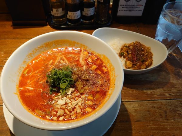 「成都担々麺 小麻婆丼」@成都正宗担々麺 つじ田の写真
