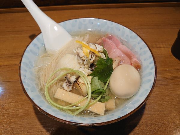 「【限定】真鯛みぞれそば真丈添え 味玉 餃子」@寿製麺よしかわ 川越店の写真