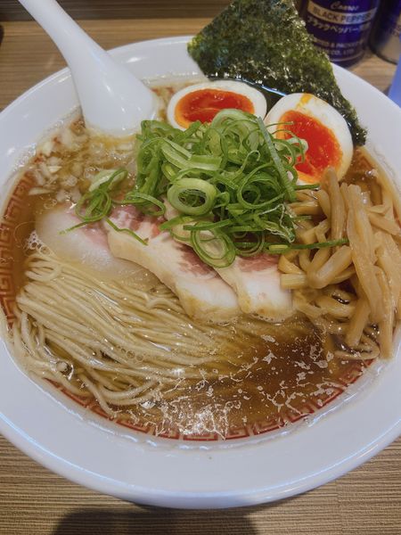 「得製煮干しそば」@麺屋 六感堂 Rock'anDoの写真