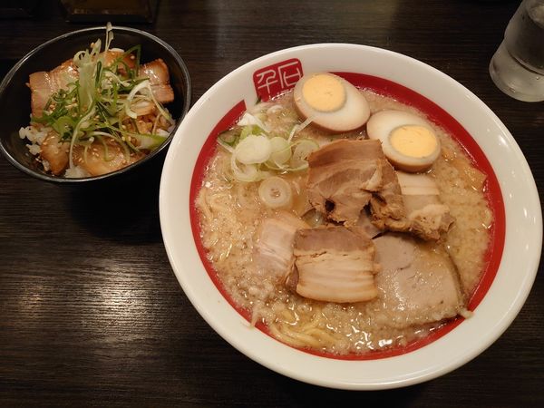 「肉そば味玉 肉めし小」@千石自慢ラーメン 本店の写真