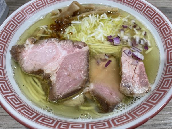 「阿波尾鶏の黄金塩ラーメン」@徳島NOODLE ぱどるの写真