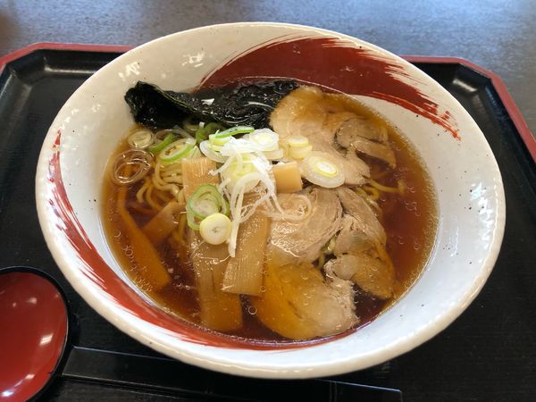 「醤油らーめん」@緑水亭の写真