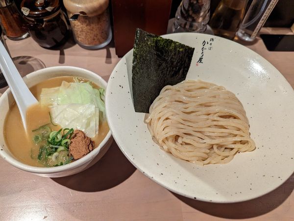 「濃熟つけ麺1000円」@鶏そば かぐら屋 西新宿店の写真