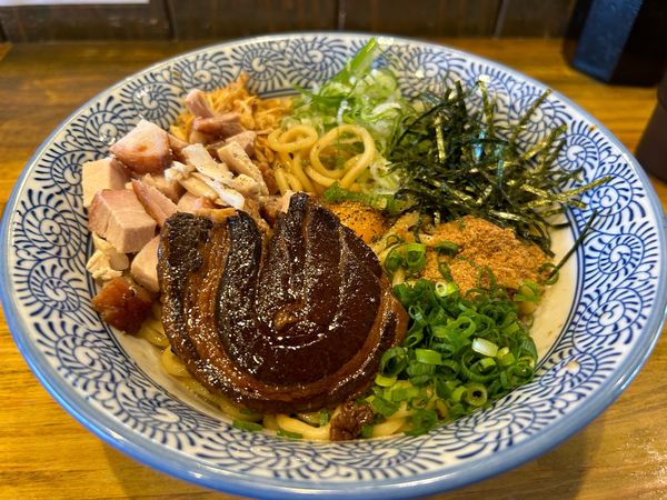 「肉油そば1000円」@麺処 諭吉の写真