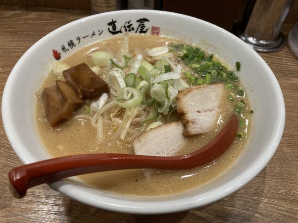 「札幌直伝屋の味噌ラーメン」@築地の中華そば 伊蔵八 あざみ野店の写真