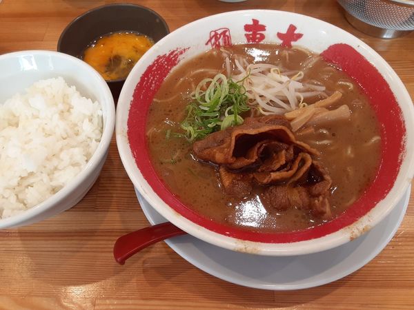 「徳島ラーメン　ご飯」@徳島ラーメン 東大 枚方家具団地店の写真
