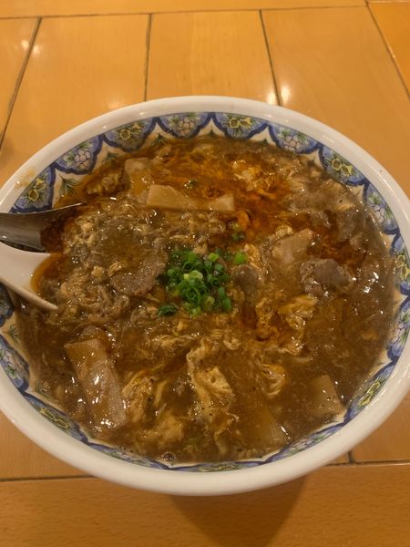 「プレミアム酸辣湯麺」@中国ラーメン 揚州商人 第二産業南中野店の写真