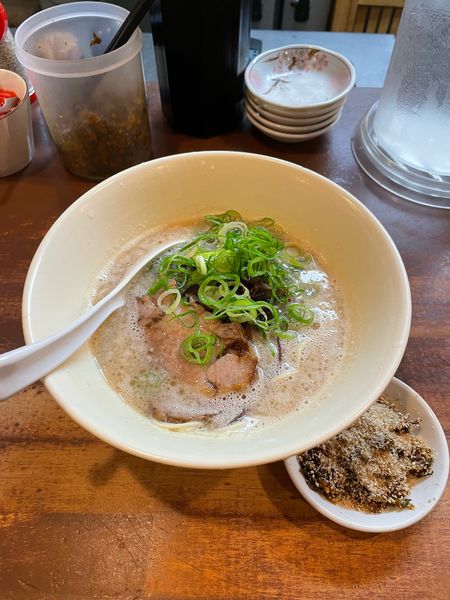 「博多豚骨ラーメン」@幸心堂の写真