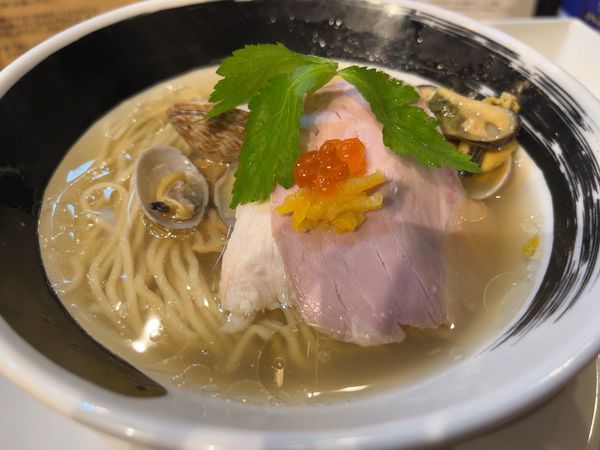 「貝とムール貝の汐そば」@麺処しろくろの写真