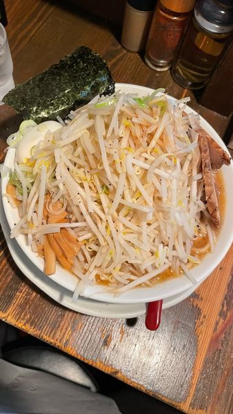 「特製ラーメン 大盛り 野菜大増し」@つけめん らーめん 荒海の写真